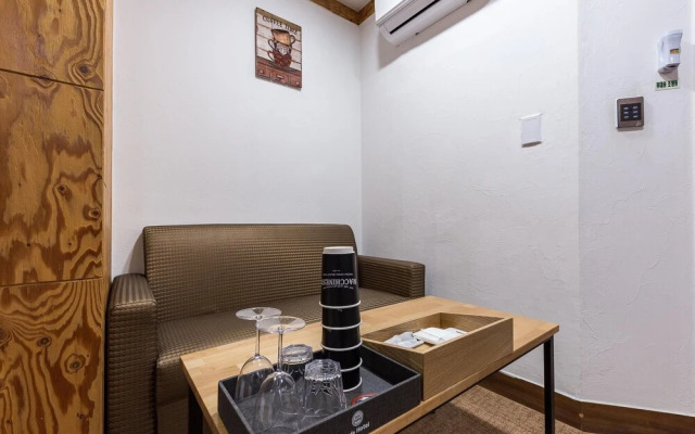 Cheonan Cafe Hotel