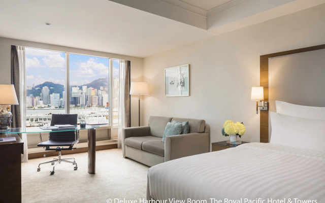 The Royal Pacific Hotel & Towers