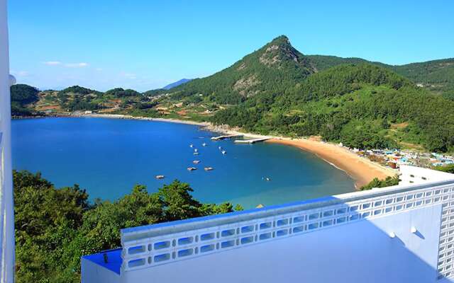 Elnido Resort