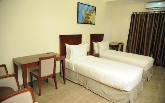 Stay Bay Service Apartments