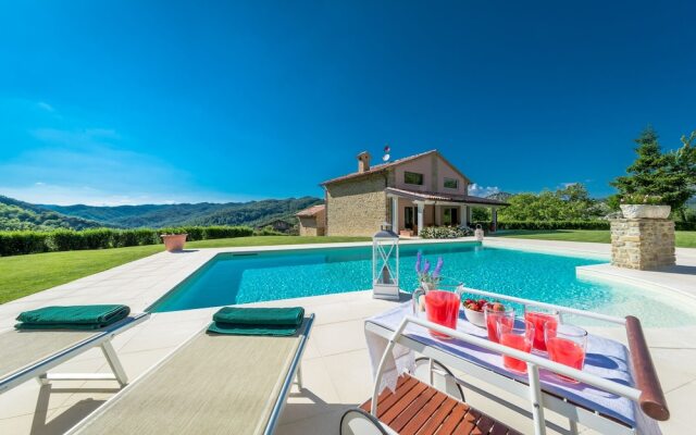 Heartbreaking Charming Villa in Chipieri - Marche