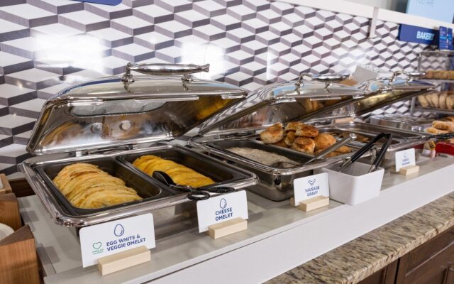 Holiday Inn Express Hartford – Newington, by IHG