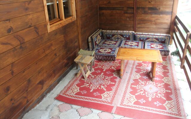 Sarahome Apart