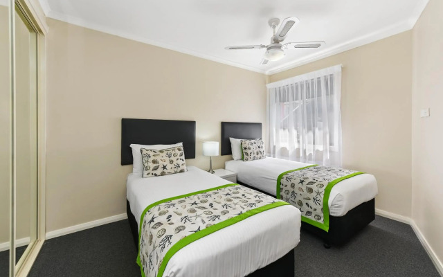 Flynns Beach Resort