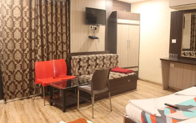 Hotel Mukesh residency