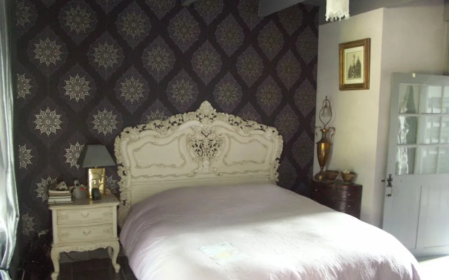 Maison dHôtes Côté Cour