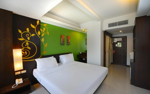 P.S Hotel  (SHA Extra Plus)