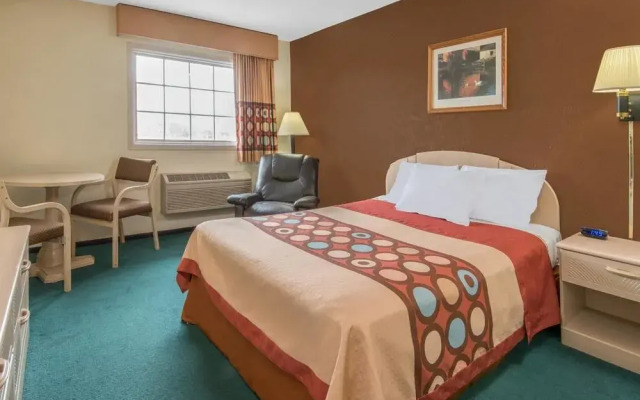Super 8 Wooster
