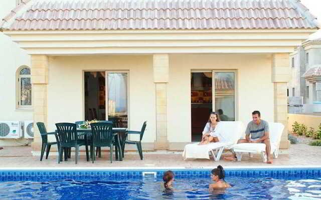 Blue Water Bay Villas