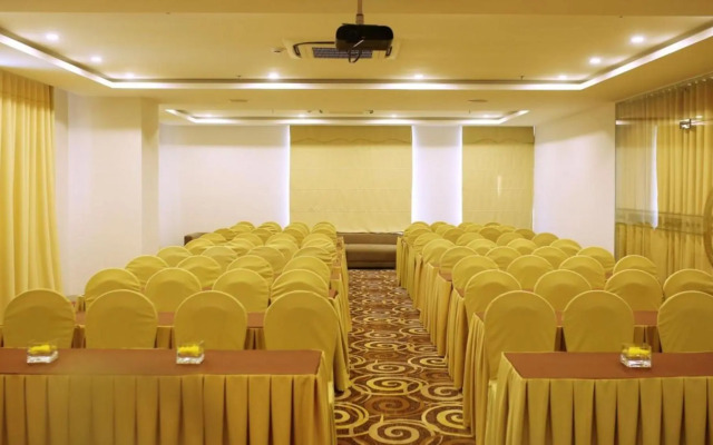 Royal Family Hotel Da Nang