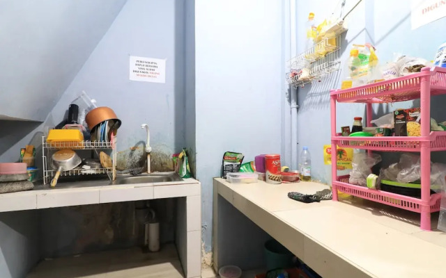 Eiffel Residence Batu Tulis 35A1 by ZUZU