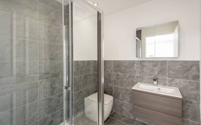 Newly Refurbished Duplex in Edinburgh City Centre