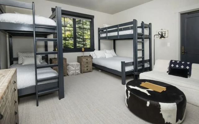 Firelight Lodge #302 4 Bedroom Condo