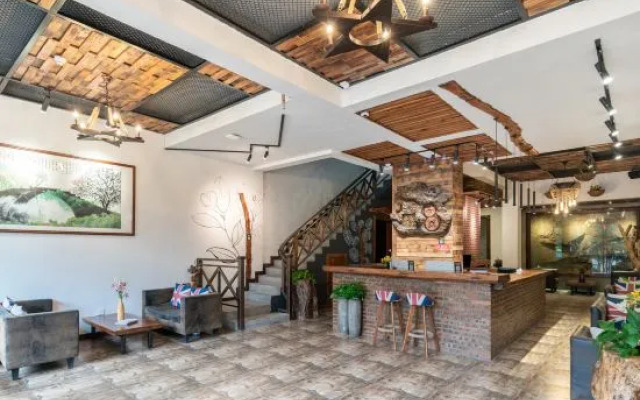 Yangshuo Yong 8 Boutique Hotel (Yangshuo Qiangu Scenery Area)