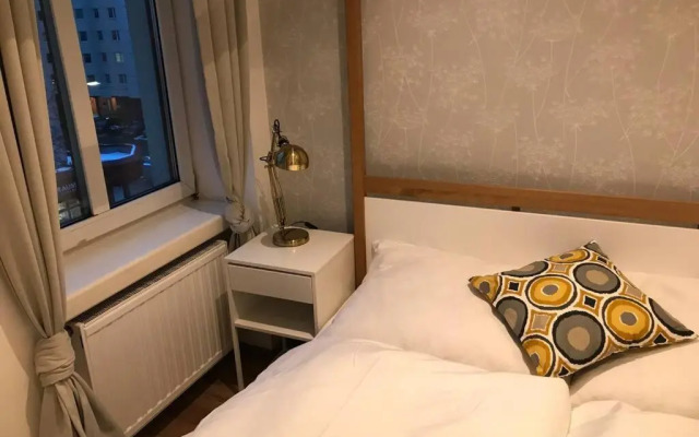 ZEUS Design Apartments Modern&Warm City