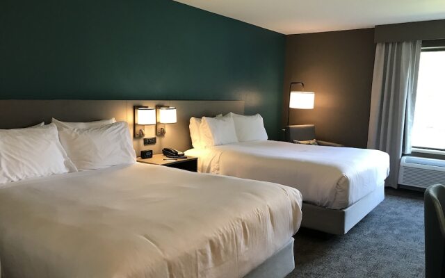 Holiday Inn Express Germantown Nw Milwaukee