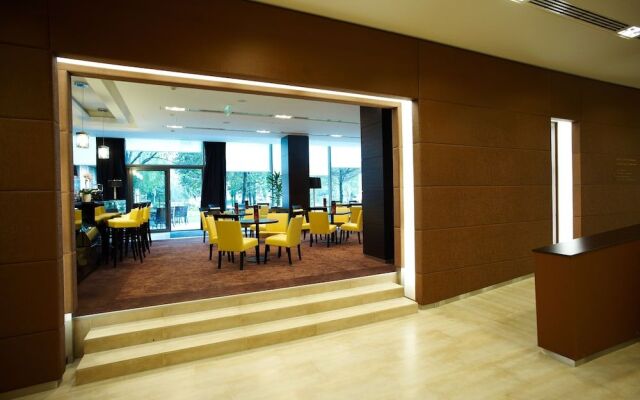 Abacus Business & Wellness Hotel
