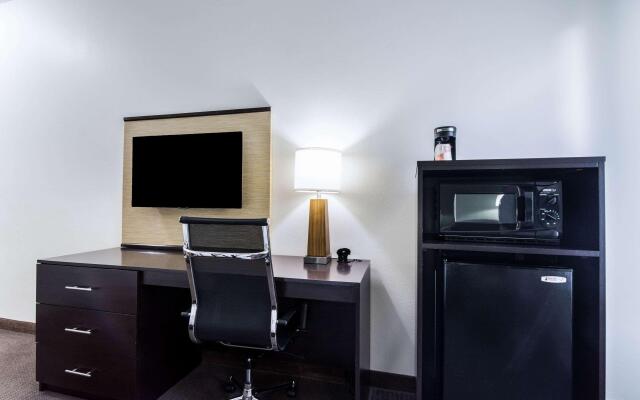 Sleep Inn & Suites Smithfield near I-95