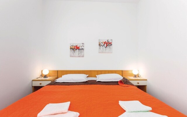 Beautiful Home in Selce With Wifi and 2 Bedrooms