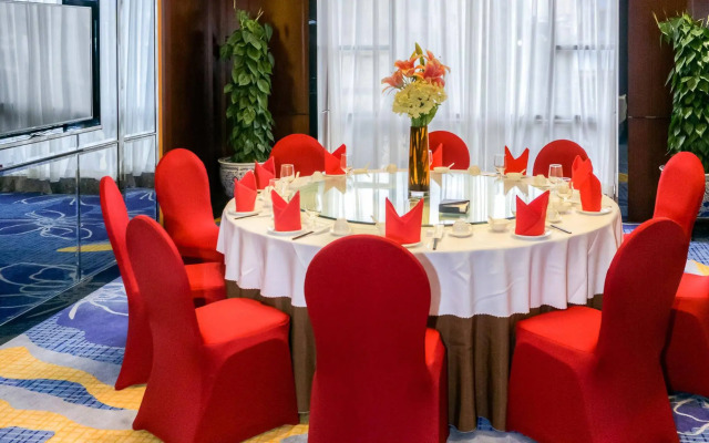 voco Guangzhou Shifu by IHG