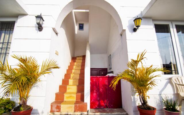 B's Hive Guesthouse