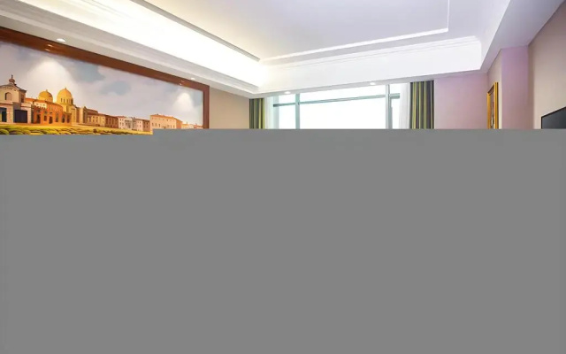 Vienna Hotel (Longmen)