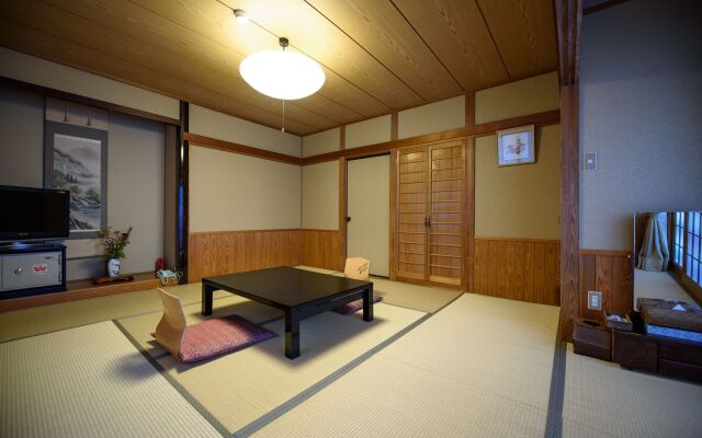 Yunohira Onsen Ryokan Kamiyanagiya