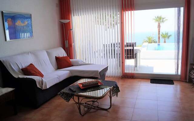 Villa - 3 Bedrooms with Pool and WiFi - 107928