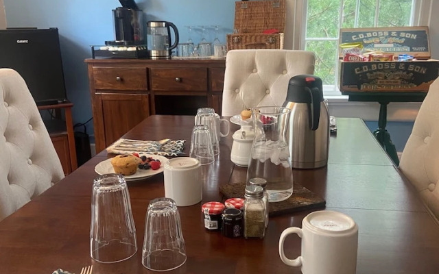 The White Gables Inn