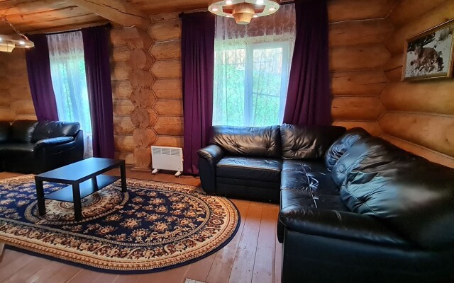 Усадьба Славная