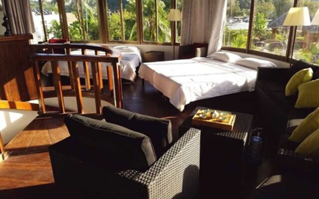 Lighthouse Hotel