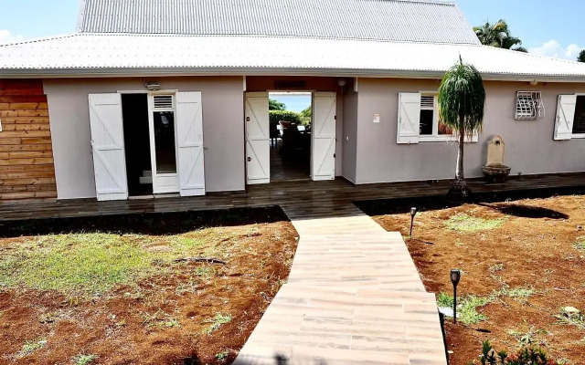 Magar Vue Mer Plain Pied Piscine Jacuzzi Standing