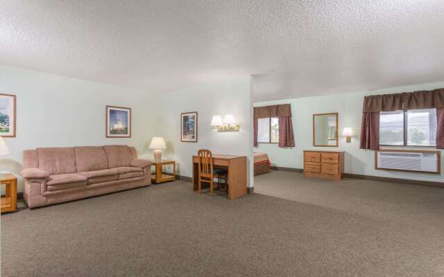 Super 8 by Wyndham Gallipolis Pt Pleasant Area