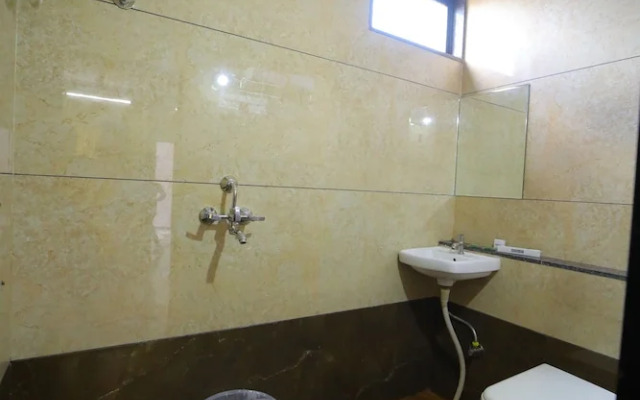 Shiv Ashray Resort