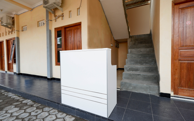 Super OYO Capital O 2258 Santana Syariah Guest House