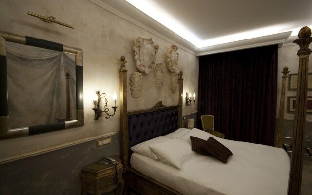 Room Select Via Veneto