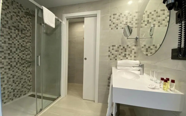 New Bilbao Airport Hotel