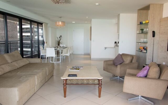 LA1109 Luxuoso apartamento de 3 quartos no Landascape