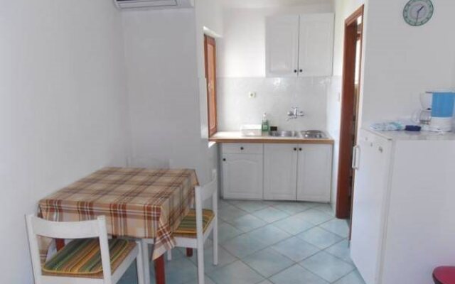 Apartments Sersic Baska