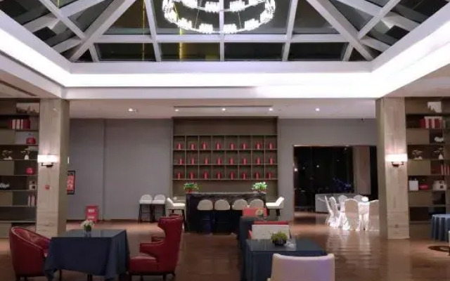 Fengshan International Hotel