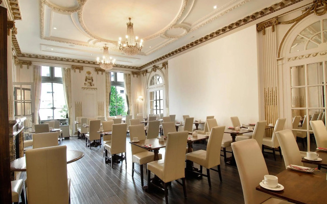 Grand Royale Hyde Park