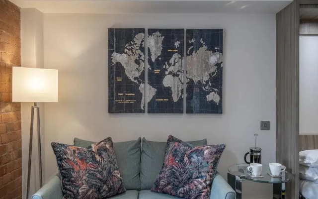 Chocolets - The Kitkat Suite