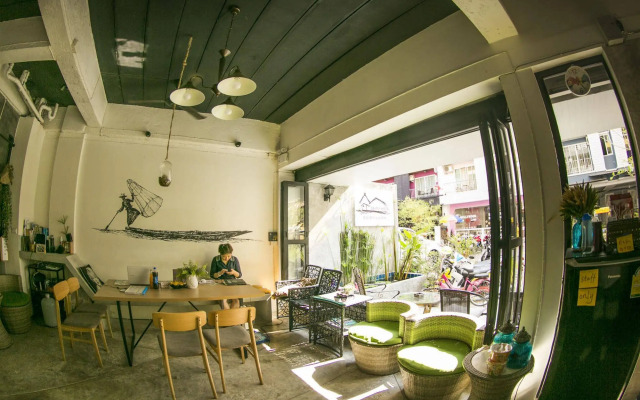 Dengba Hostel