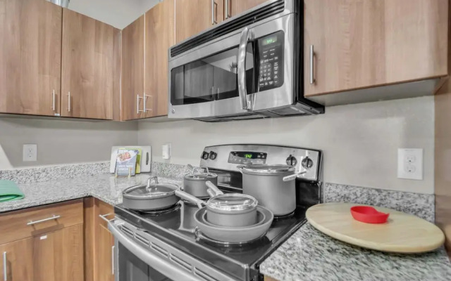 Private Ensuite Near The Pearl