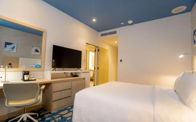 Hampton By Hilton Quito La Carolina Park