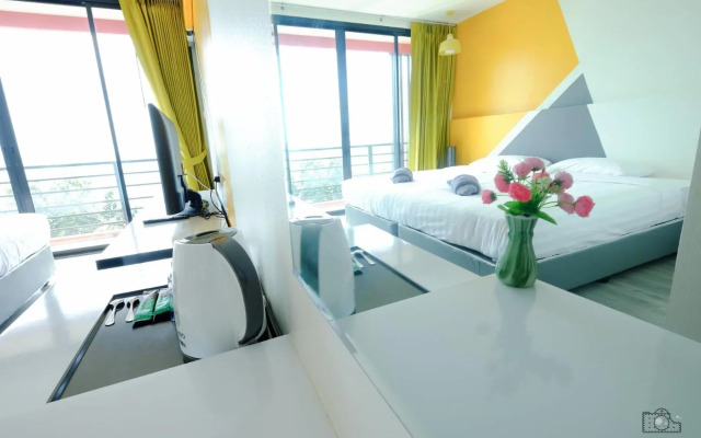 Play Phala Beach Rayong