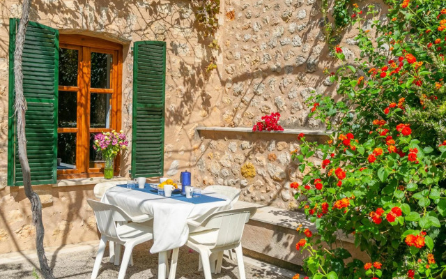 Beautiful Mallorcan Villa With Pool in Soller