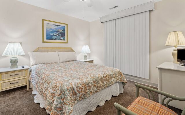 Sedgefield 102 by RedAwning