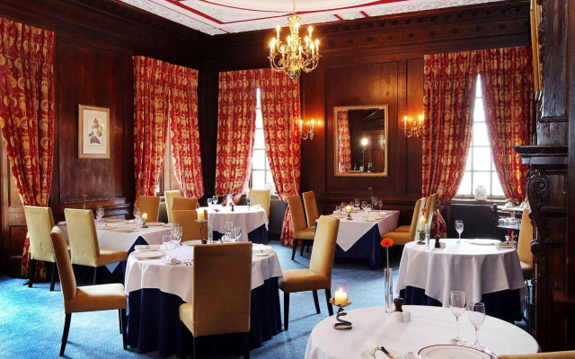 Swinfen Hall Hotel