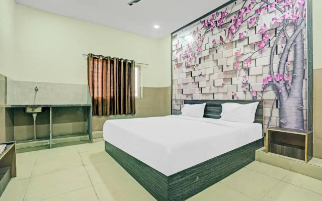 Oyo Flagship 805571 Hotel New Ss Palace.